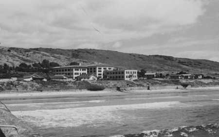 Scripps Institution of Oceanography looking east from the pier. May 15, 1935.