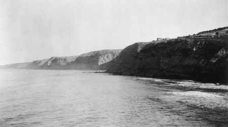 Cliffs below Scripps Institution of Oceanography, 1920&#39;s