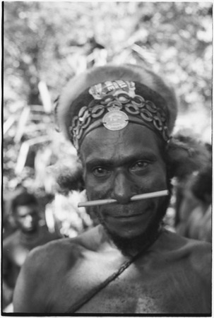 Gunts: luluai (government-appointed leader) with nose ornament, marsupial fur headdress