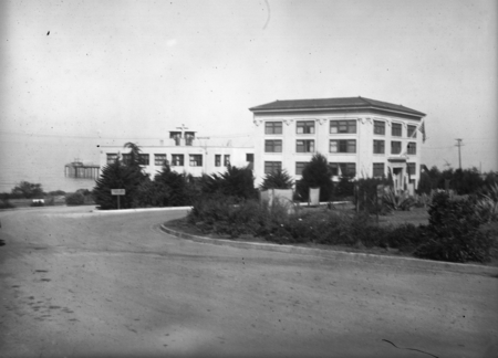 George H. Scripps Memorial Marine Biological Laboratory (left) and Scripps Library (right) at Scripps Institution of Ocean...