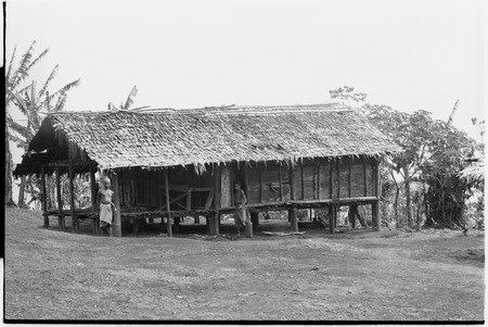 Tinami, Inland Bunabun: men next to a mission building