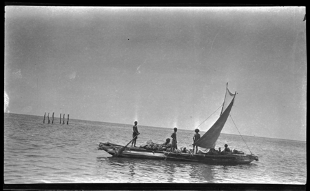 Motu-style canoe under sail