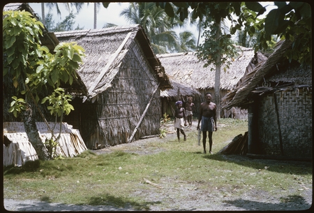 Langalanga village, Laulasi.