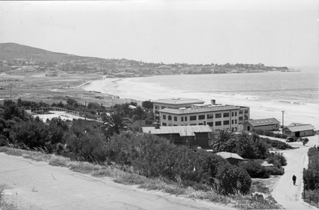 Campus of Scripps Institution of Oceanography looking southwest towards La Jolla Cove. May 15, 1935.