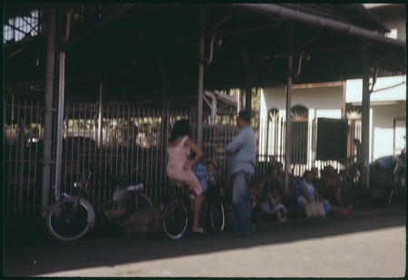 Papeete market: out-of-focus scene