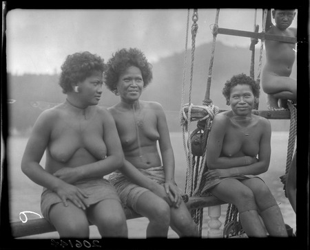 Rennell Island women, Debengia, Mongiko &amp; another