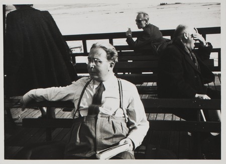 Leo Szilard on the boardwalk, Atlantic City