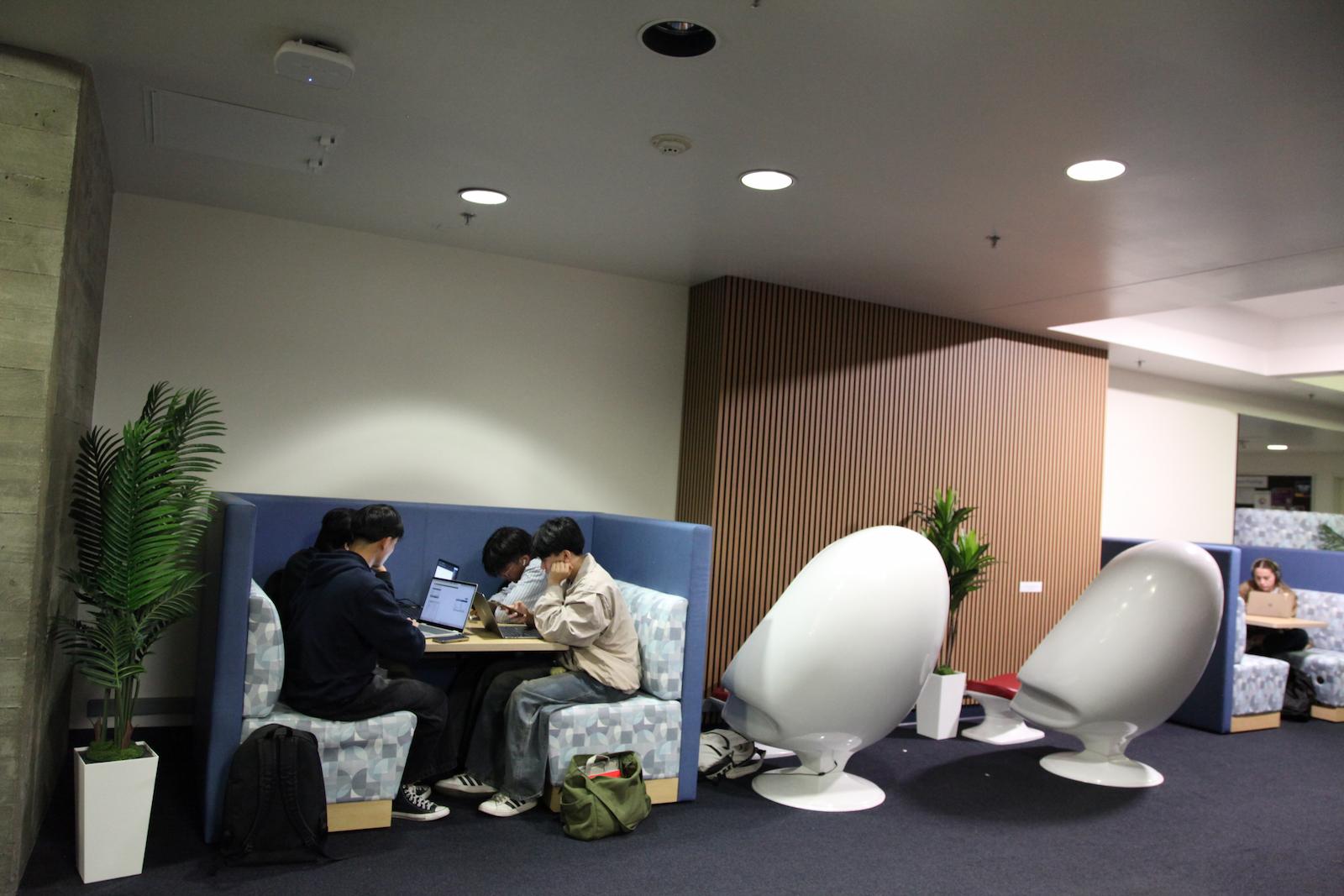 Geisel Tunnel (1st Floor)