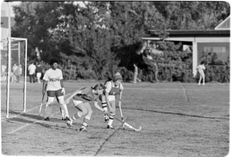 Women&#39;s field hockey at Muir Field