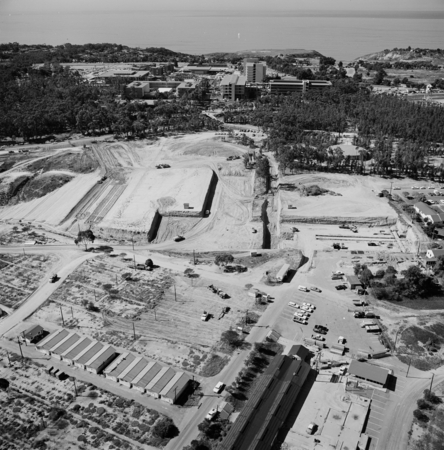 Aerial view of School of Medicine site excavation, UC San Diego