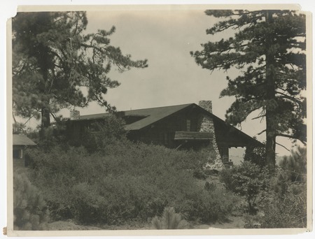 Exterior of Pine Hills Lodge