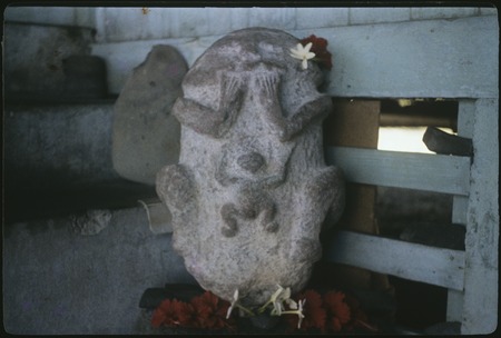 Ti&#39;i (tiki) sculputure discovered by Pierre Gobillard in Paea in 1954 after a storm, Tahiti