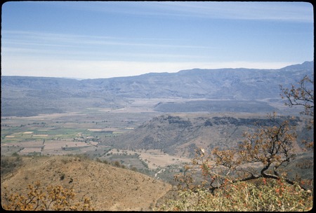 Ahuacatlán Valley from summit of road to Amatlán de Cañas