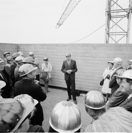 Melvin A. Voigt addressing group at Library topping ceremony, UC San Diego