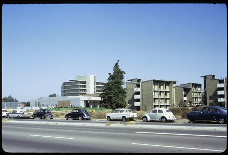 Revelle College Residence Halls, Revelle Commons and Urey Hall