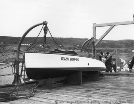 Boat Ellen Browning on pier at Scripps Institution of Oceanography