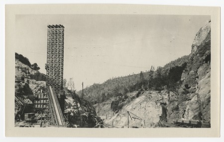 O&#39;Shaughnessy Dam construction in Hetch Hetchy Valley