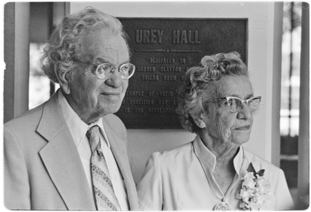 Urey Hall plaque dedication in honor of Frieda and Harold Urey