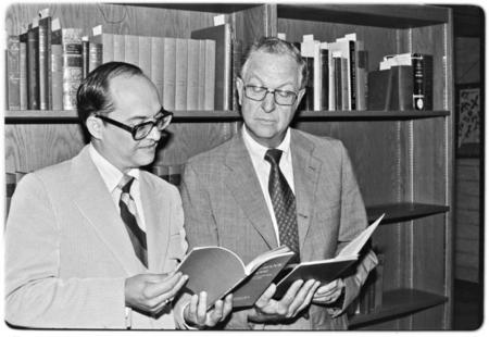 Friends of the UCSD Library publication event in the Mandeville Special Collections Library