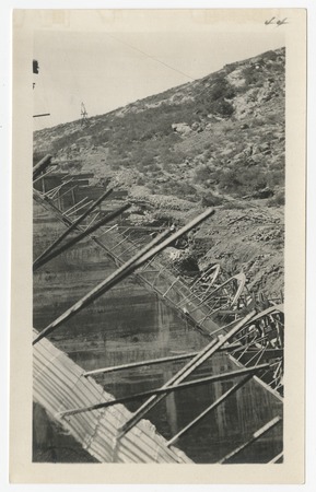Construction of Lake Hodges reservoir wall with metal forms