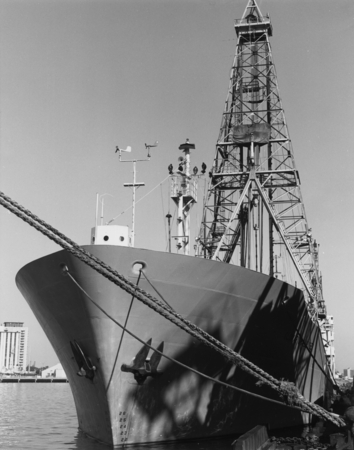 [Glomar Challenger] Painted Grey, Norfolk, Virginia; Ship painted gray by GMI