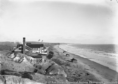 View of Stratford Inn and Del Mar beach, looking south