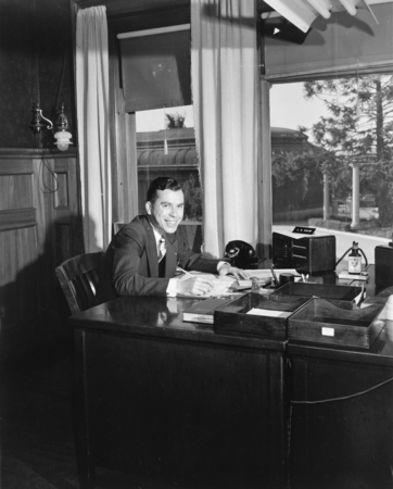 Lloyd G. Shaw, Laboratory Accountant, University of California Division of War Research