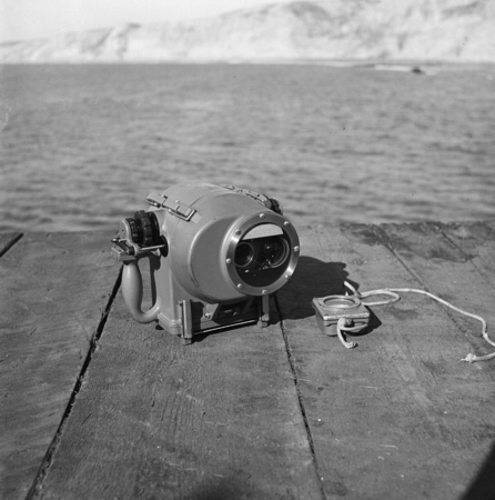 Underwater camera and light meter used for diving
