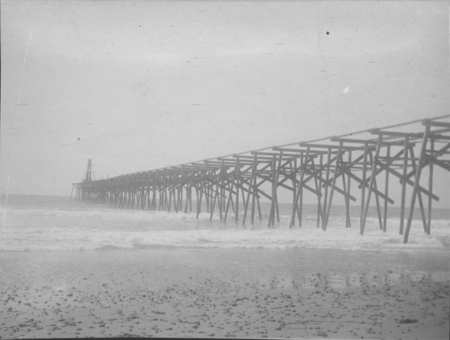 Pier construction at Scripps Institution for Biological Research