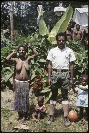 Mai Kopi, wife Wagi, and children
