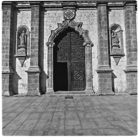 Entrance to Misión San Ignacio