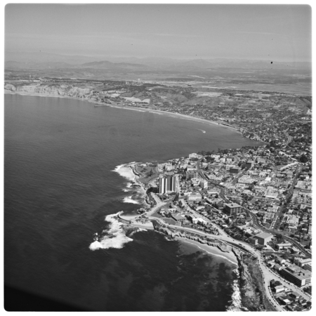 Aerial view of La Jolla, California, and Scripps Institution of Oceanography, looking northeast