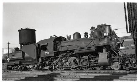 SD&amp;AE locomotive 20 at San Diego roundhouse