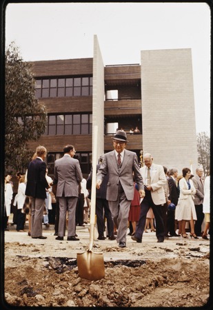 Theodore Gildred Cancer Center Groundbreaking Ceremony