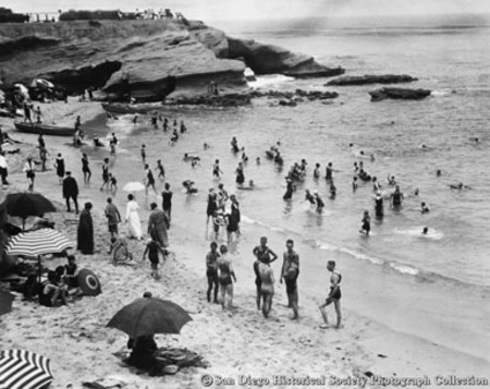 Crowd of people at La Jolla Cove