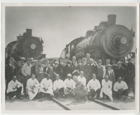 Movie company in Carrizo Gorge with locomotives