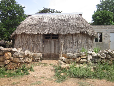 Tixcuytun Maya House