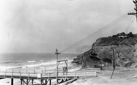 Scripps Pier and Community House on bluff (looking north), Scripps Institution of Oceanography
