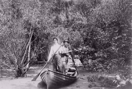 Charles A. Kofoid (front) and Miles Newberry during the Illinois River Biological Survey
