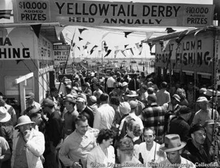 Annual San Diego Yellowtail Derby crowd, Point Loma
