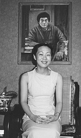 Wang Lei in Mang Ke&#39;s apartment