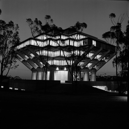 Geisel Library at night, UC San Diego