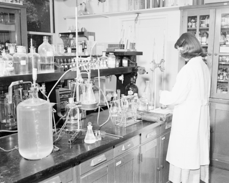 Margaret D. Knight in chemical laboratory, Ritter Hall, Scripps Institution of Oceanography