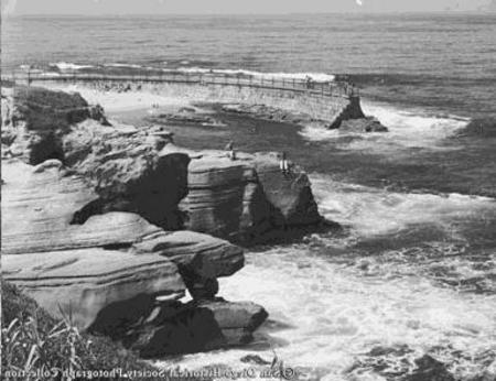 Fishermen on rock formation near Scripps Children&#39;s Pool