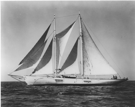 The Schooner DWYN WEN under full sail during it&#39;s South Pacific expedition to study the quivering sea floor. Circa 1963.