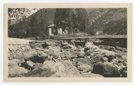 Damkeeper&#39;s house at Boulder Creek diverting dam