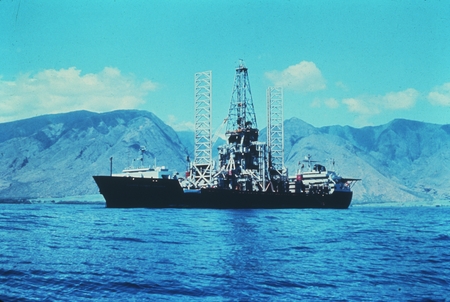 Glomar Explorer Visit, Aerial View, HGE [Hughes Glomar Explorer]