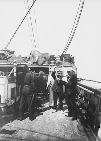 Crew and scientific members of the U.S. Fish Commission steamer Albatross during the Albatross expedition
