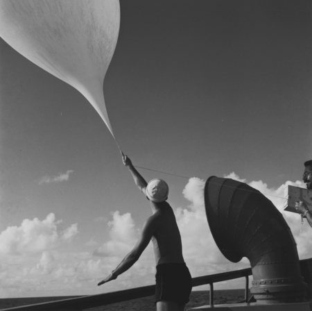 Friel releasing balloon, R/V Horizon