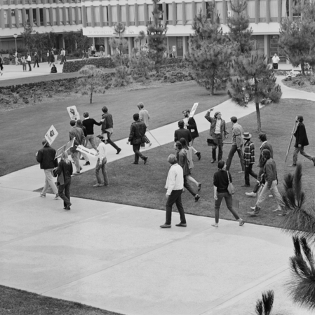 Student strike demonstration, Revelle College, UC San Diego